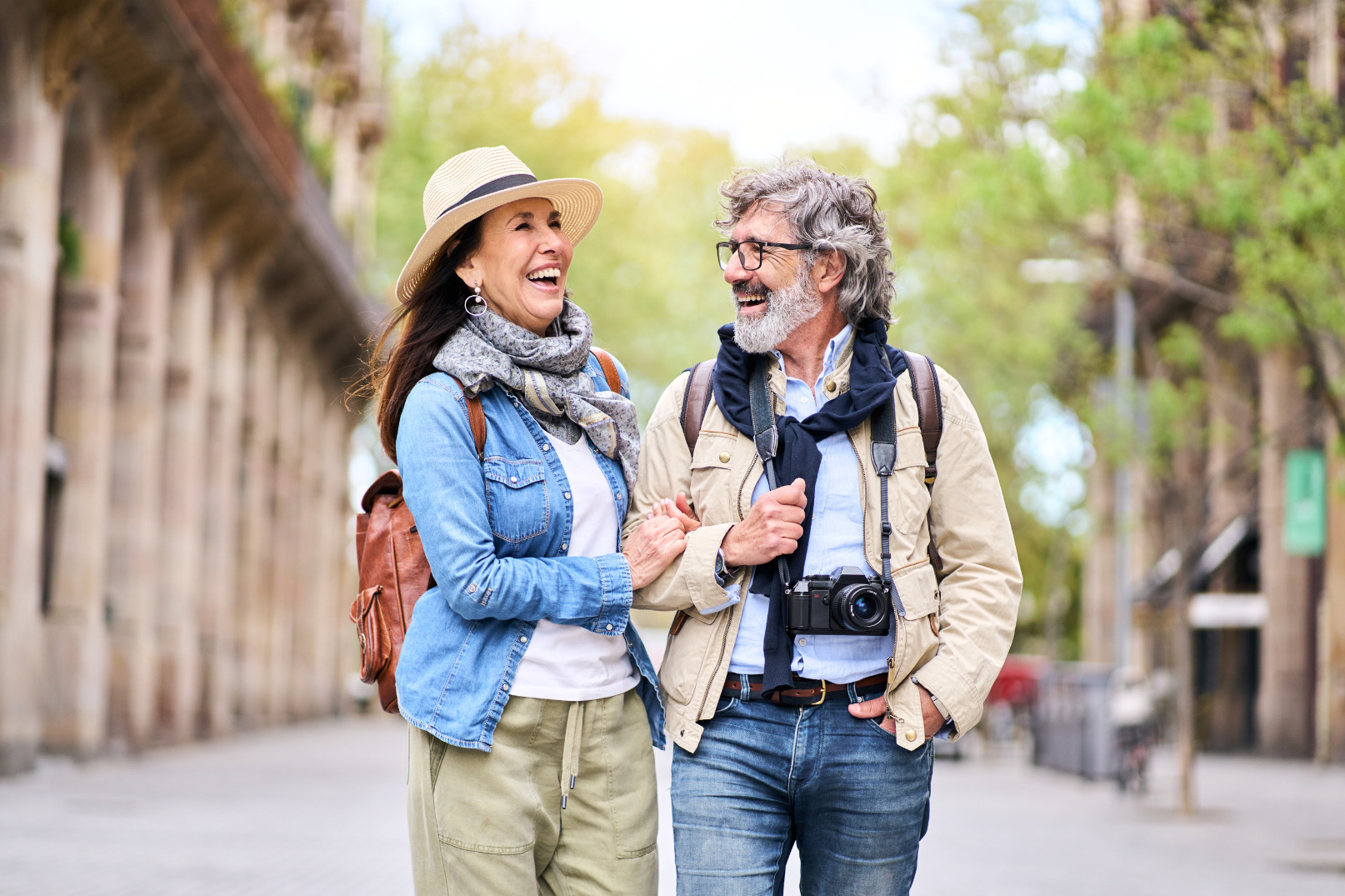 Couple traveling — Purpose-driven wealth management